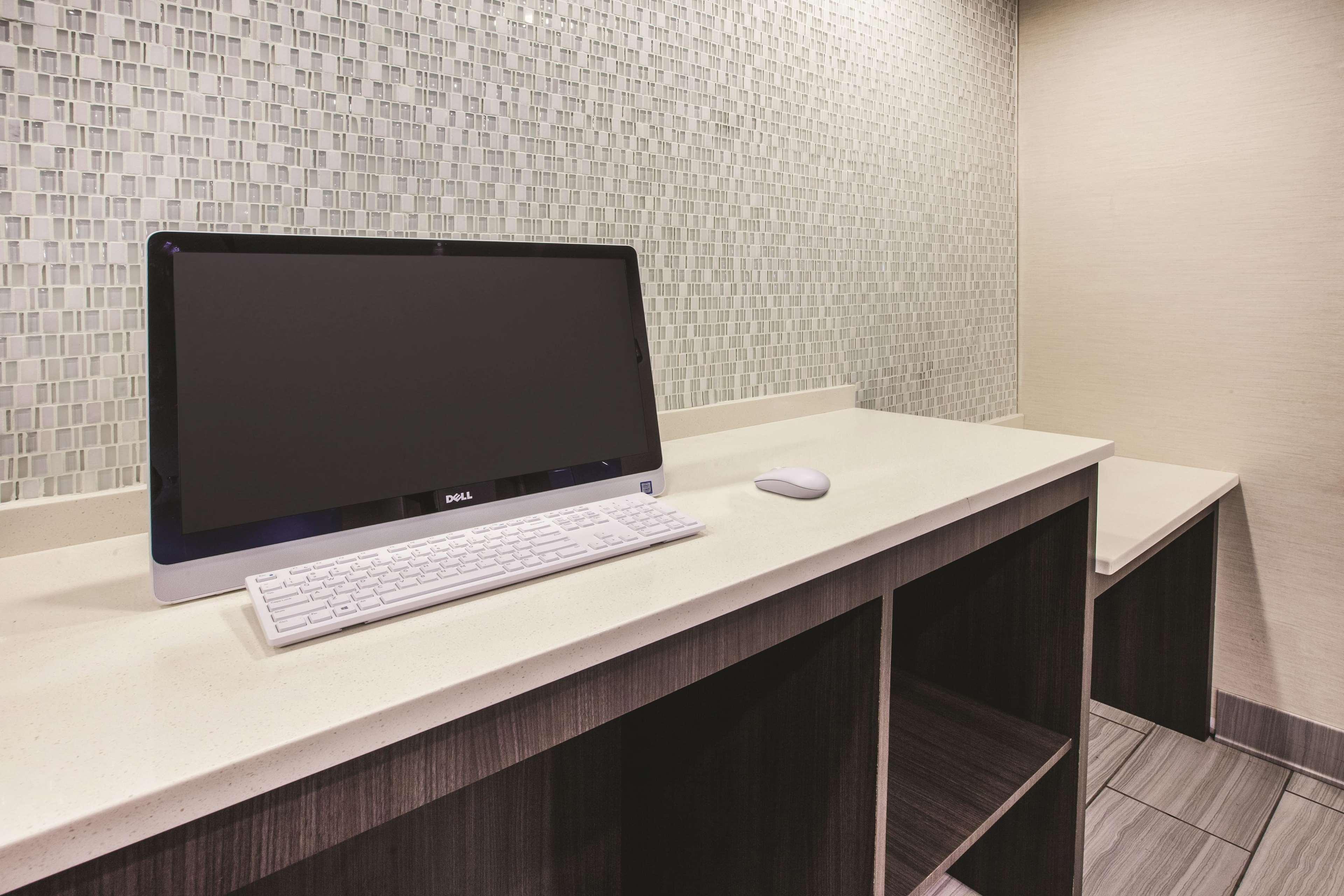 La Quinta Inn By Wyndham Indianapolis North Ngoại thất bức ảnh